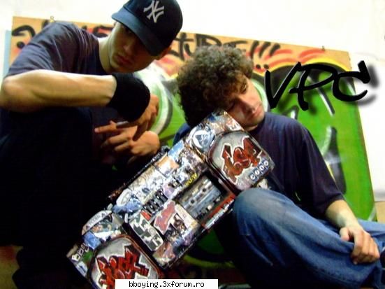 True Hiphop..tha essence of Hiphop - INTERVIEW VOODOO PEOPLE CREW 1.Intro (despre vpc - BBOY'ing