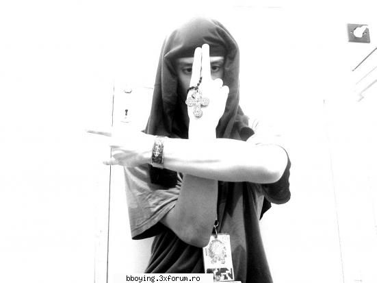True Hiphop..tha essence of Hiphop - may God give u tha power to live Hiphop to open - BBOY'ing
